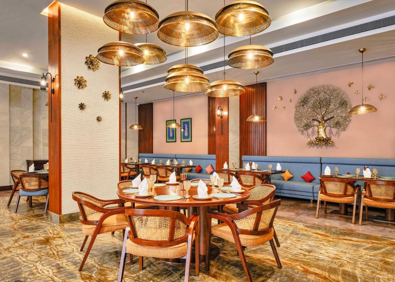 Vivanta Ahmedabad Sg Highway Dış mekan fotoğraf