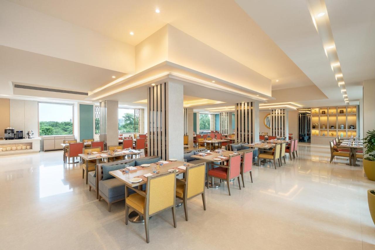 Vivanta Ahmedabad Sg Highway Dış mekan fotoğraf